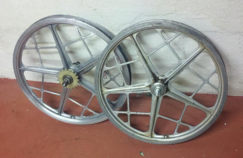 mongoose motomag wheels