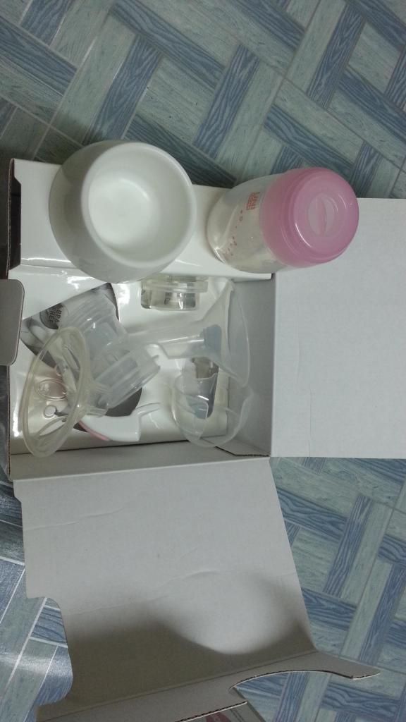 Cần bán máy vắt sữa bằng tay UNIMOM và 1 bộ 3 bình sữa UNIMOM 150ml !!! - 3