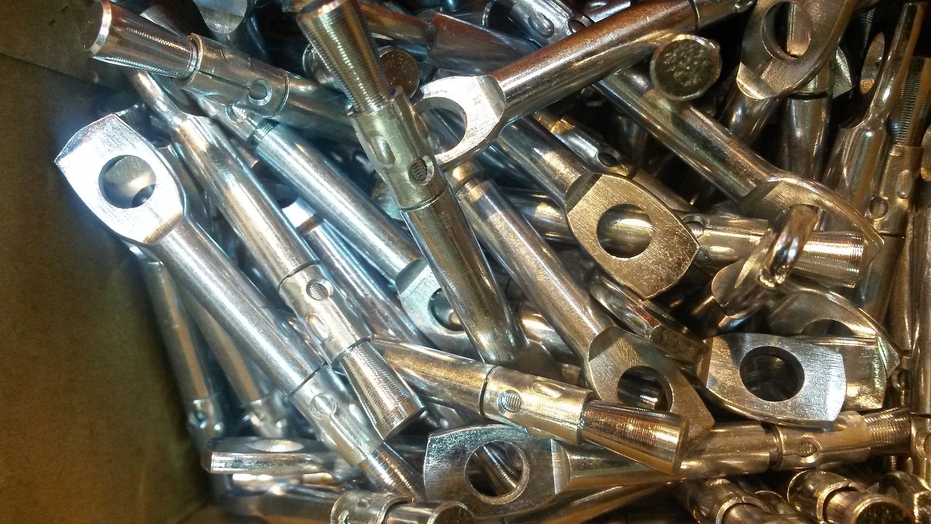 1000 x M6 Wire Hangers, Suspension Anchor, Parabolt. Suspended Ceilings