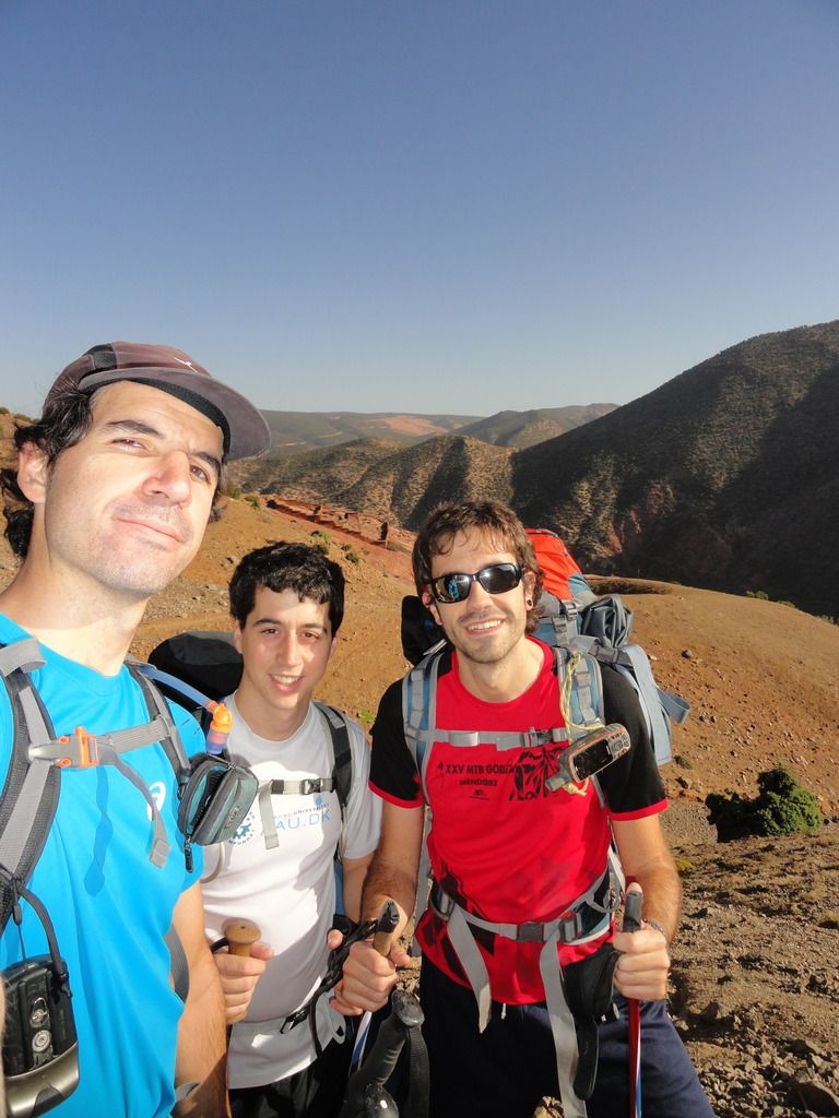 Grand Tour du Toubkal - Blogs de Marruecos - Dia 1: Imi Oughlad – Tizgui. (4)