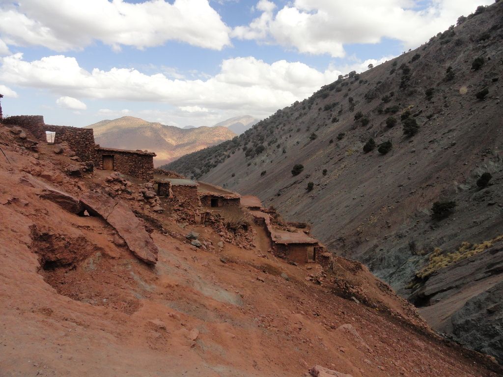 Grand Tour du Toubkal - Blogs de Marruecos - Dia 1: Imi Oughlad – Tizgui. (15)