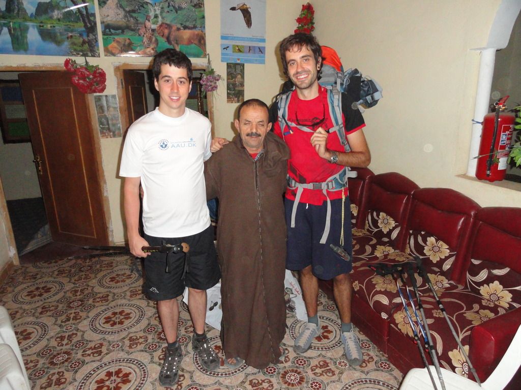 Grand Tour du Toubkal - Blogs de Marruecos - Dia 1: Imi Oughlad – Tizgui. (21)