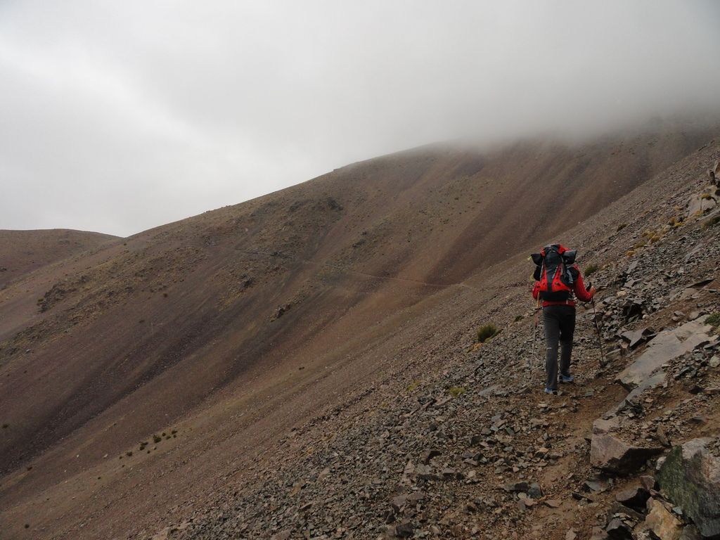Grand Tour du Toubkal - Blogs de Marruecos - Día 5: Amsouzarte – Tacheddirt (2)