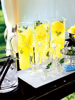 20 Tasty Twists on Lemonade {Dolen Diaries}