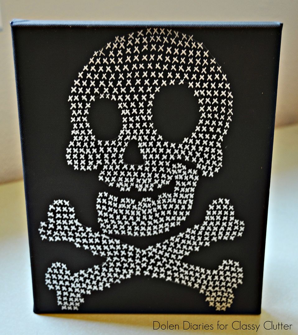 Faux Cross Stitch Skull & Cross Bones Art {Dolen Diaries for Classy Clutter}